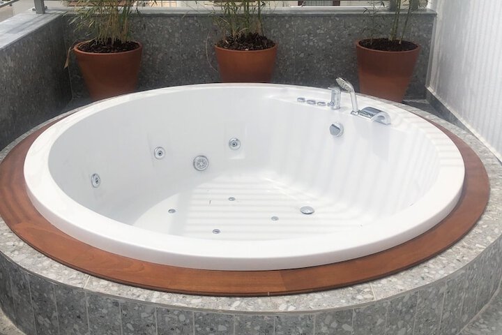Hot Tub 47 of 67