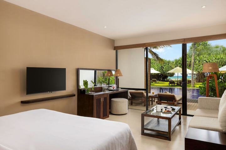 Room 6 of 36