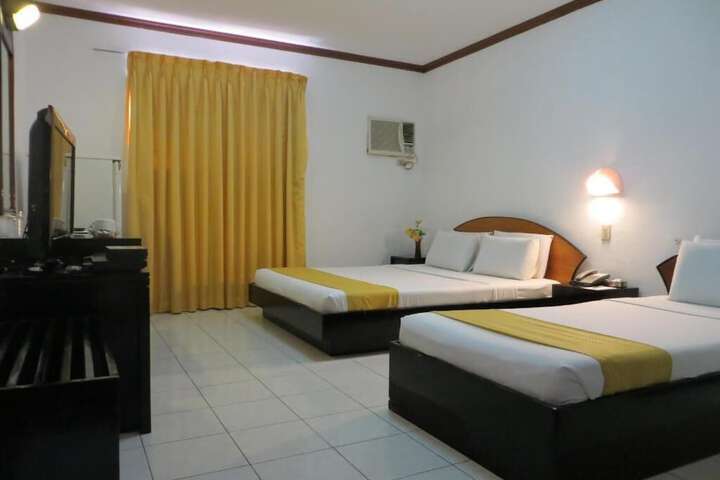 Room 30 of 44