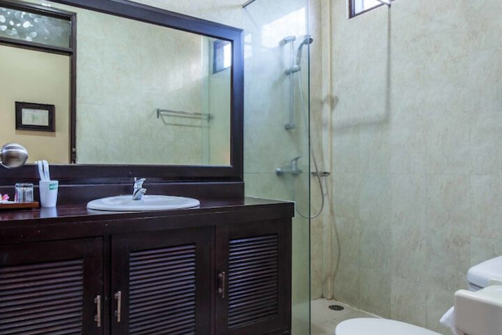 Bathroom Interior Photo