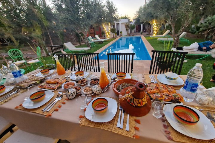 Dining 77 of 94