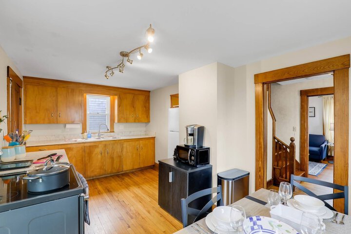 Breakfast/Coffee Service 9 of 41