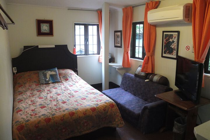Room 26 of 78