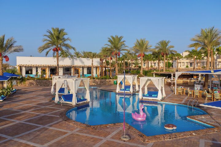 Pools & Facilities