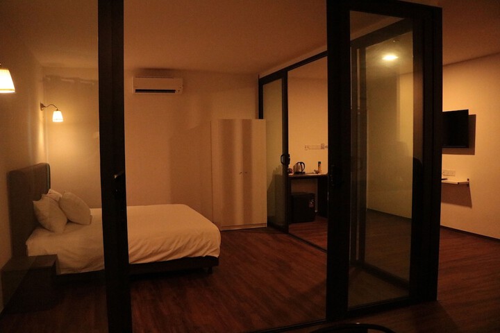 Room 20 of 46