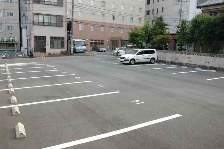 Photo 4