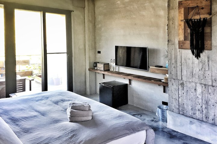 Room 6 of 41