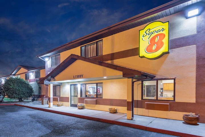 Hotel 51 of 52