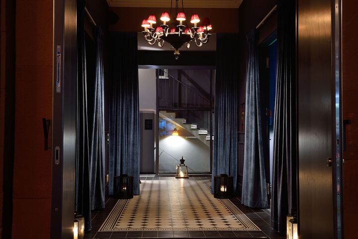 Hotel 2 of 49