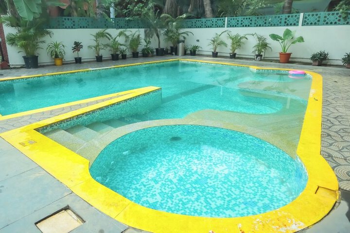 Pool 38 of 57