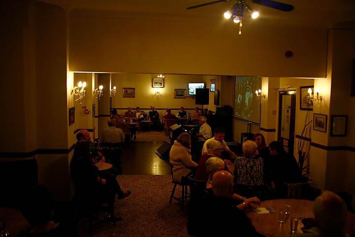 Dining 31 of 39