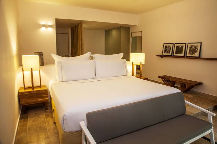 Room 8 of 59