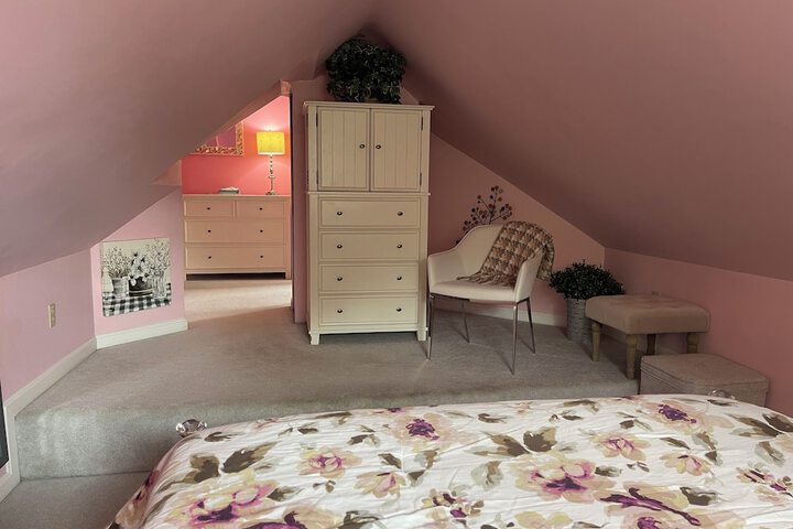 Room 6 of 91