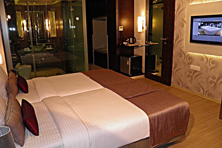 Room 5 of 49