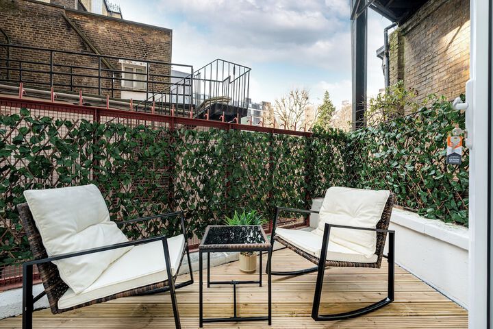 Terrace/Patio 79 of 121