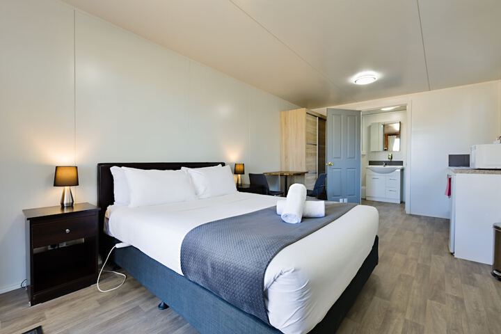 Room 7 of 39