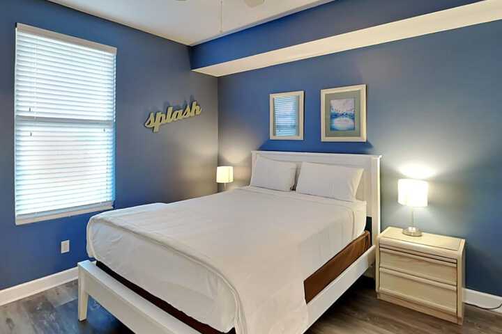 Room 27 of 107