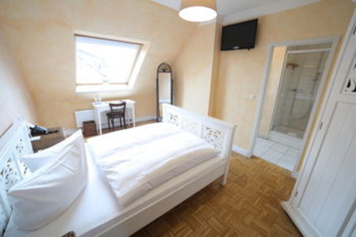 Room 20 of 51
