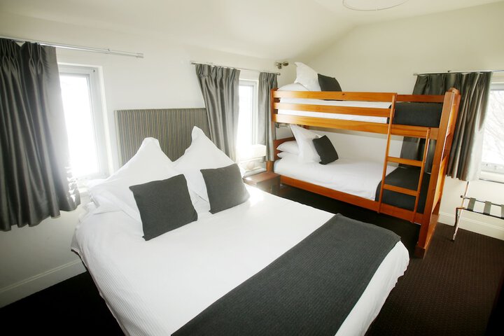 Room 3 of 13