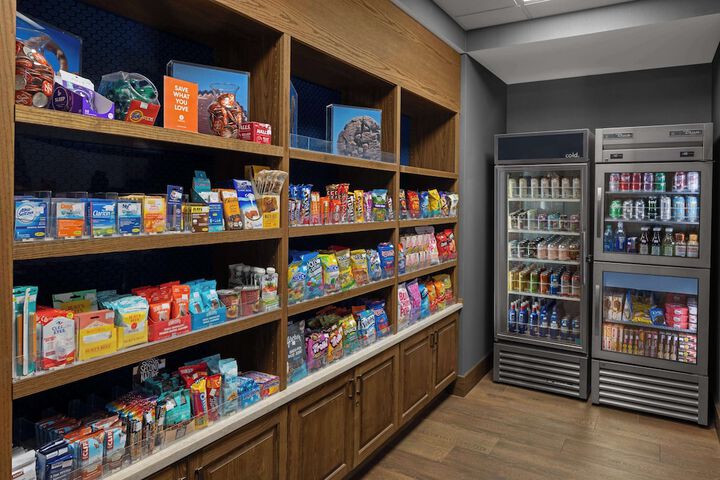 Snack bar