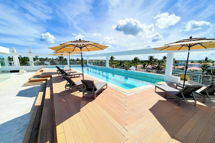 CARIBBEAN DUCASSI Tropicana HOTEL
