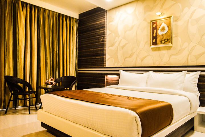 Room 8 of 39