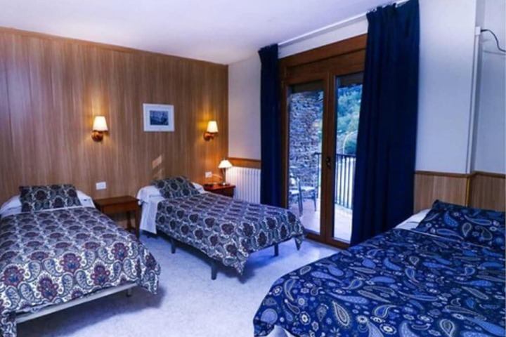 Room 18 of 36