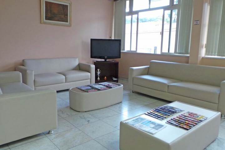 Entrance & Lobby