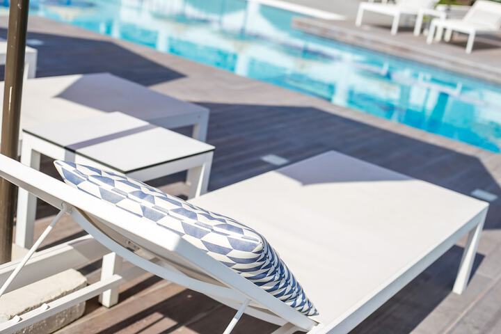 Pool 64 of 140