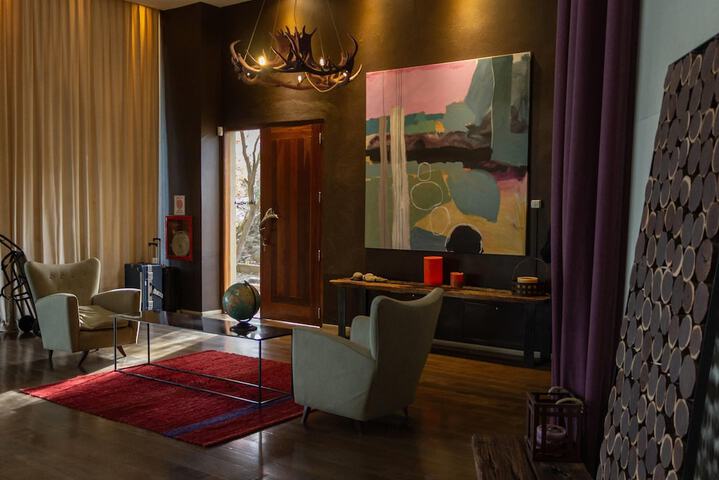 Lobby Entry