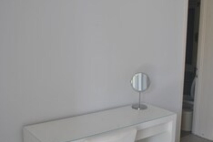 Room 26 of 45
