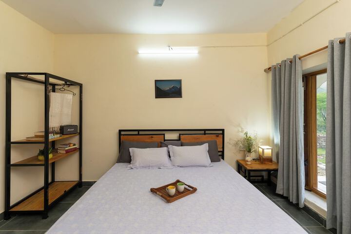 Room 5 of 7