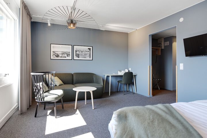Room 12 of 71