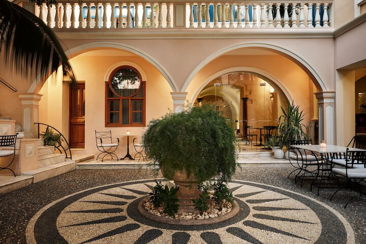 Hotel 124 of 132