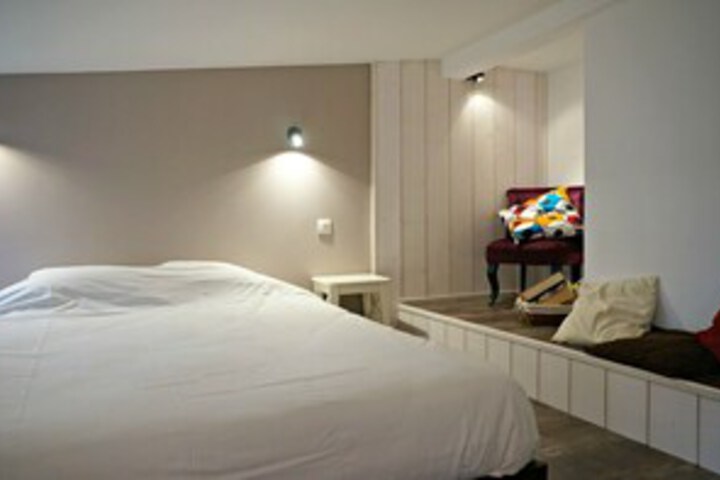Room 16 of 17