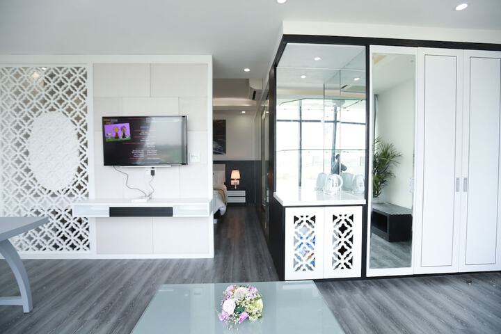 Room 45 of 79