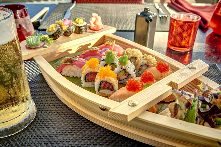 Dining 169 of 261