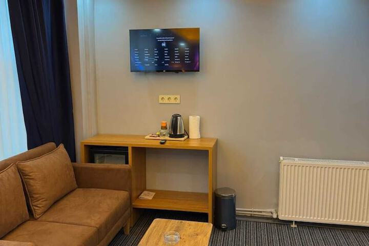 Hotel 2 of 6