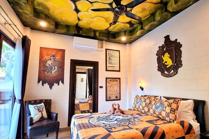 Room 9 of 45