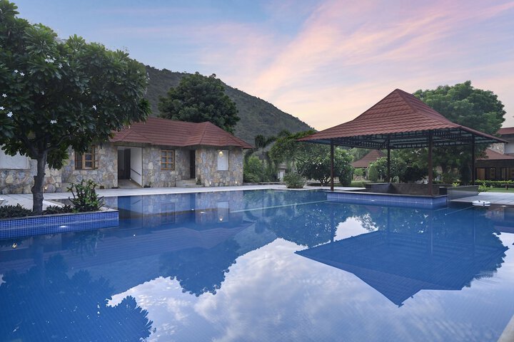Pool 65 of 129