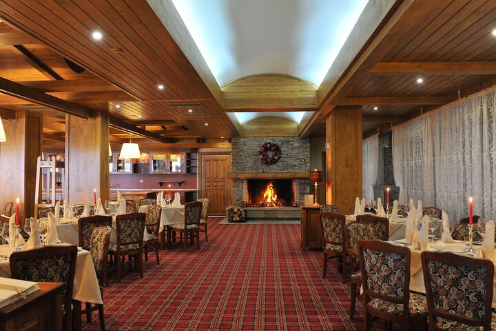 Dining 86 of 122