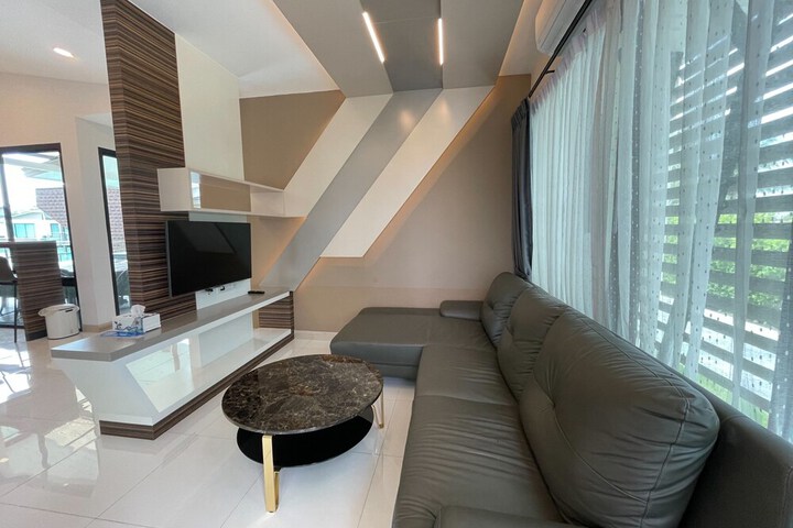 Room 19 of 59