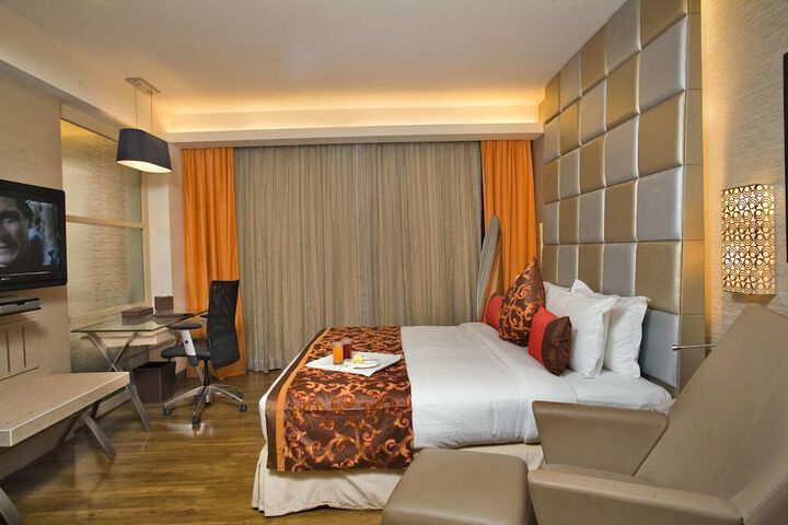 Room 13 of 63