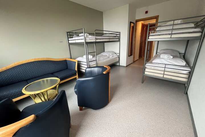 Room 22 of 79
