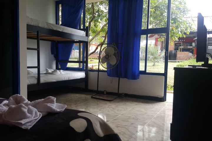 Room 11 of 39