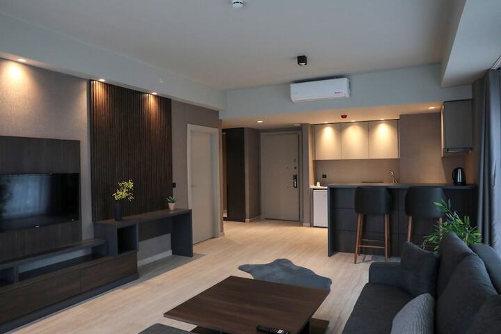 Room 4 of 42