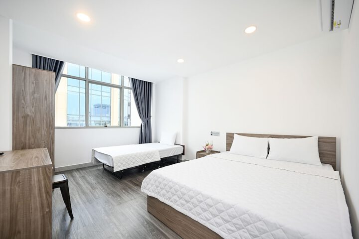 Room 27 of 60