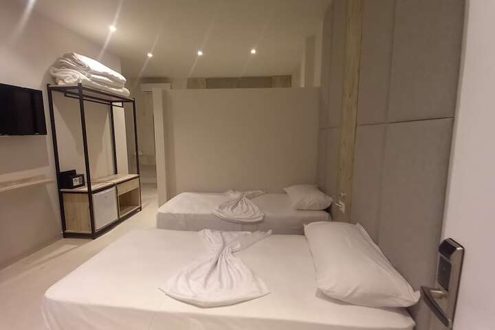Room 16 of 57