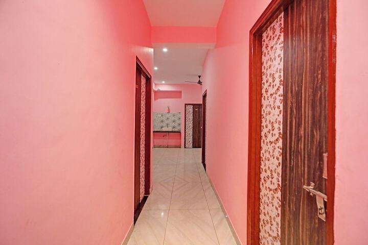 Hotel Interior 2 of 33