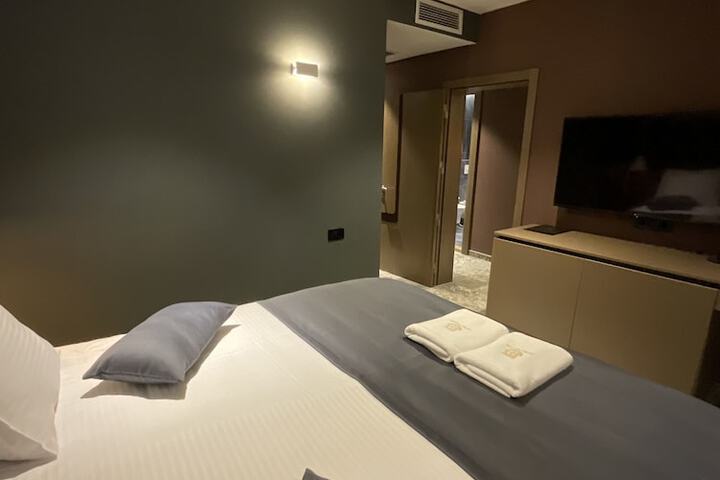 Room 22 of 84